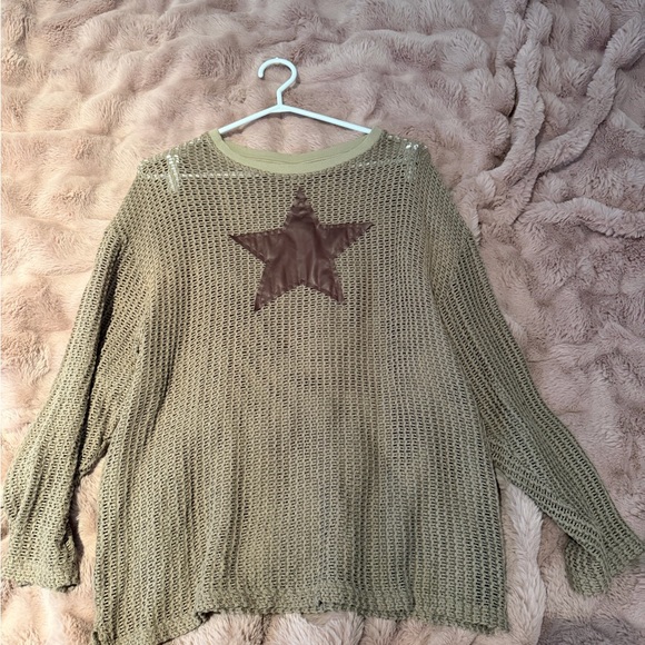 Urban Outfitters Sweaters - Urban Outfitters Khaki Star Sweater